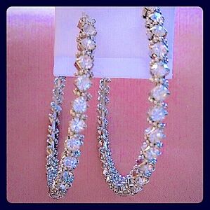 New Beautiful twisting bling hoops